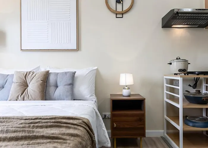 Furnished In It Park With Wifi, Netflix And Pool Access セブ市