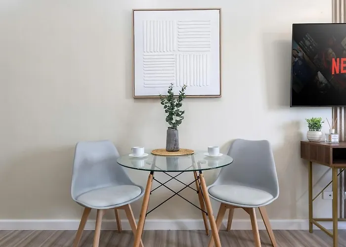 Furnished In It Park With Wifi, Netflix And Pool Access セブ市